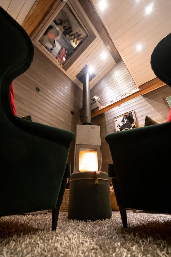Lapland Guesthouse Kangos ภายนอก รูปภาพ